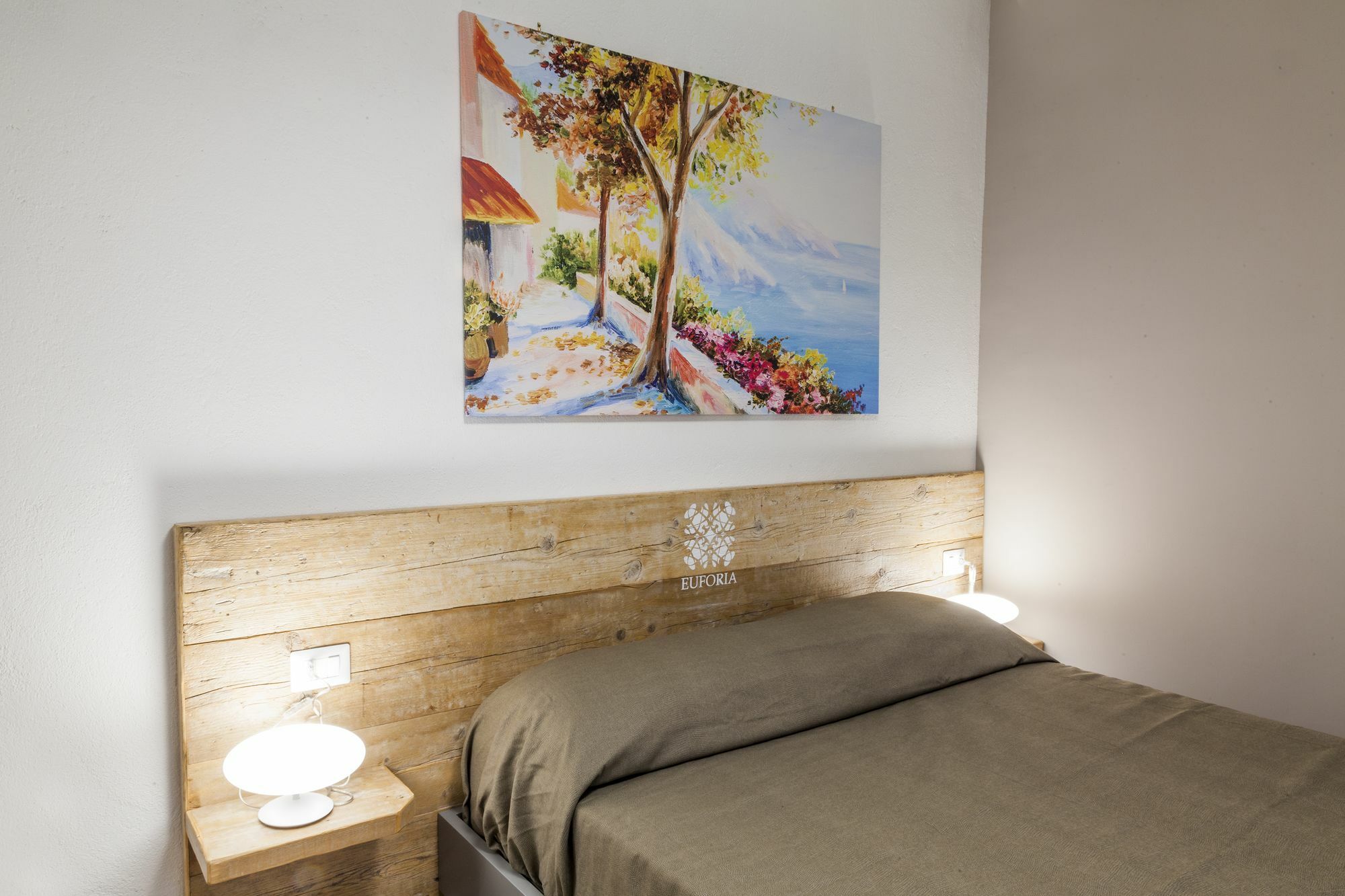 Bed and Breakfast Euforia Napoli - Tre Sedi - Three Locations Экстерьер фото