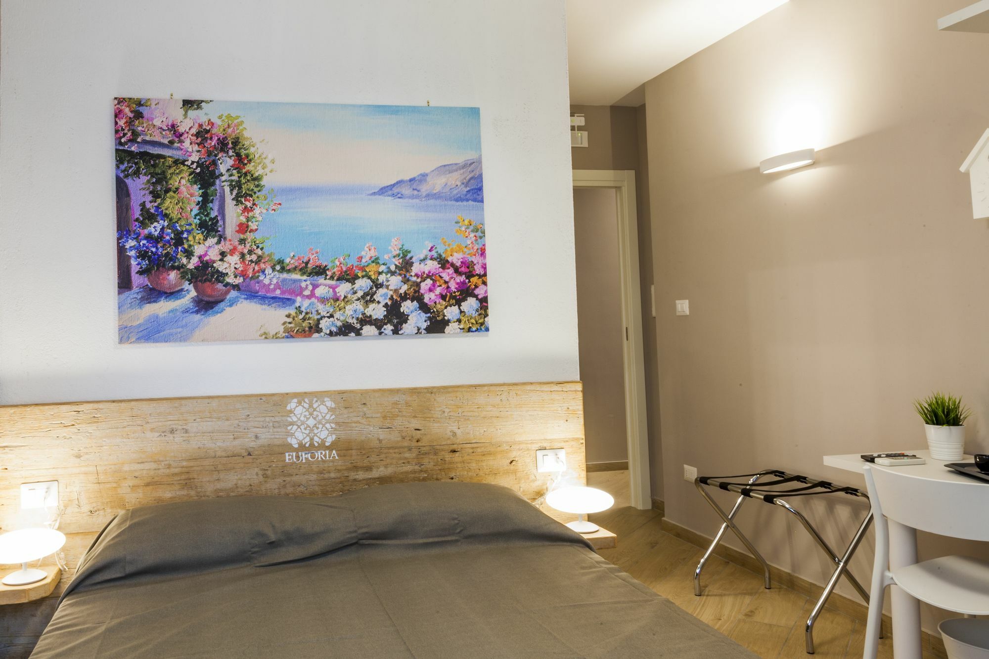 Bed and Breakfast Euforia Napoli - Tre Sedi - Three Locations Экстерьер фото